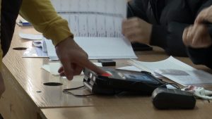Во Струга и Вевчани навреме отворени сите избирачки места