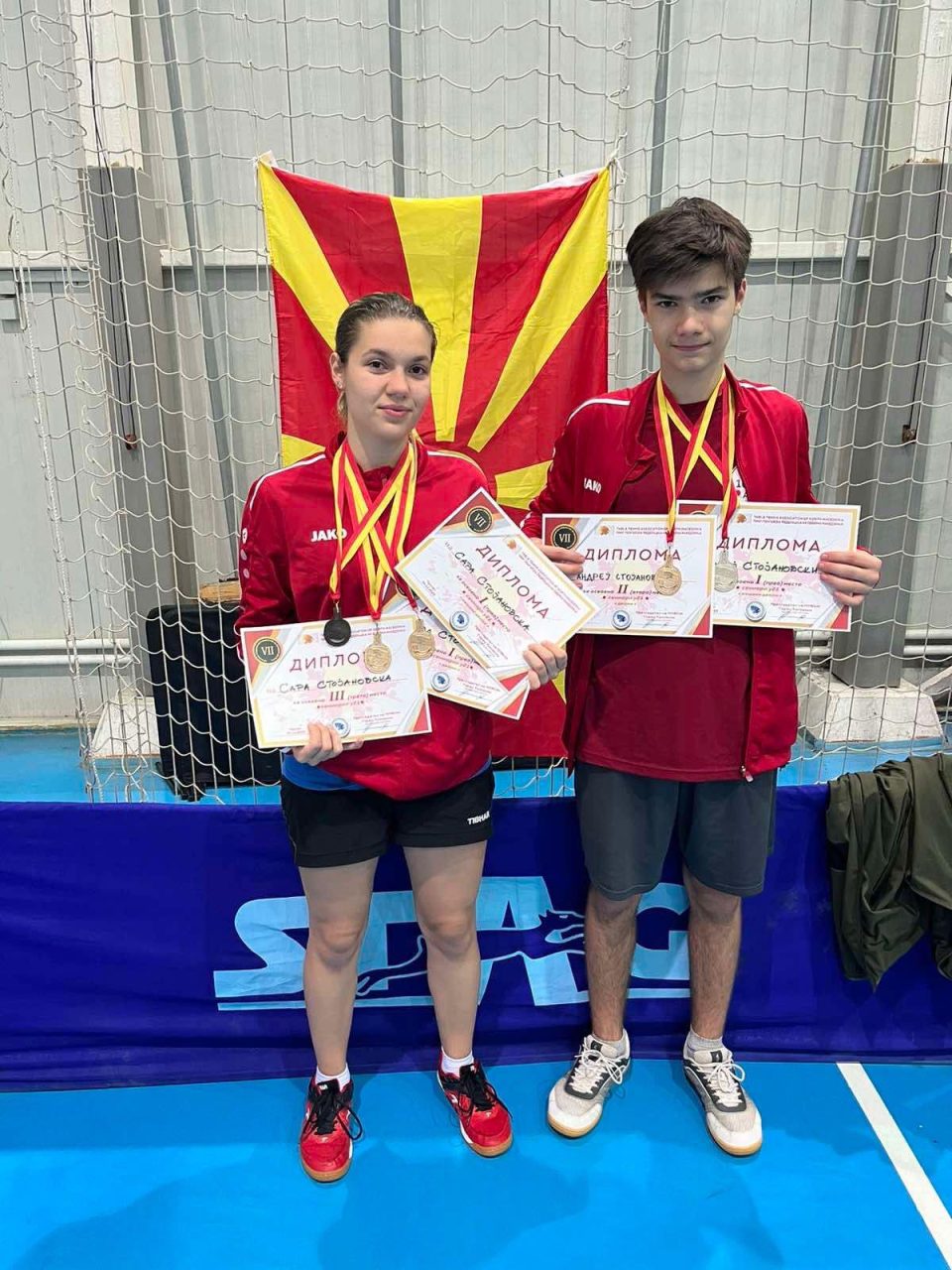 Брат и сестра испишаа историја со освоени пет медали на Државното првенство за сениори У21 во пинг понг
