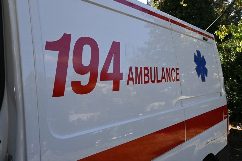 Повеќе лица повредени откако комбе-автобус се преврте на патот Струмица-Валандово