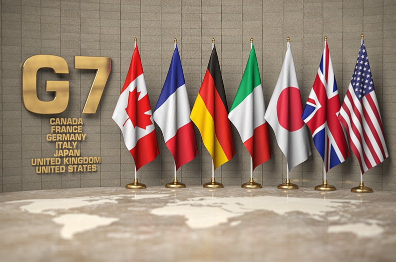 Министрите за надворешни работи на Г7 ветија дека ќе останат обединети во нивната „цврста“ поддршка за Украина