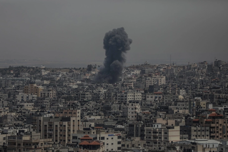 Најмалку 200 загинати во израелското бомбардирање во текот на ноќта во Појасот Газа