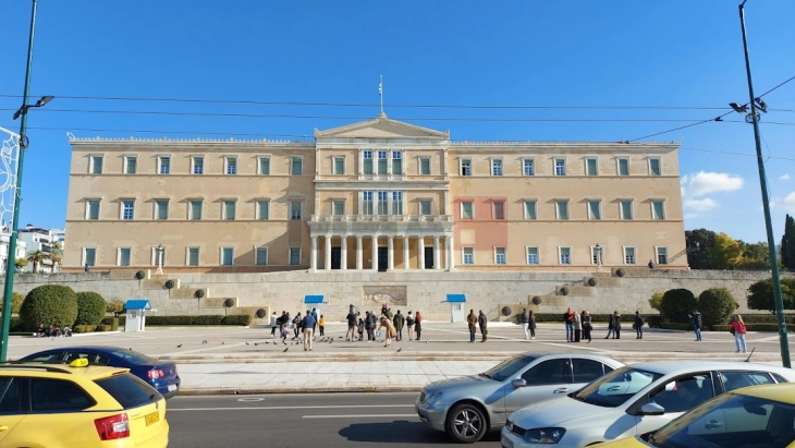 Законот за поштенското гласање во Грција пред пратениците