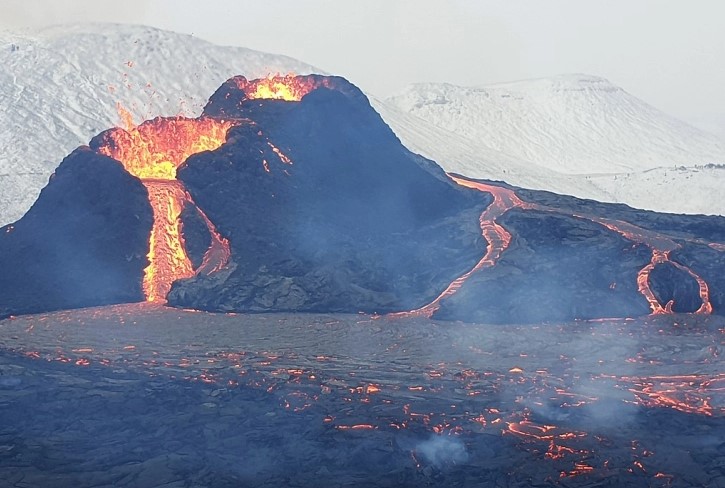 Вонредна состојба на Исланд поради можна вулканска ерупција
