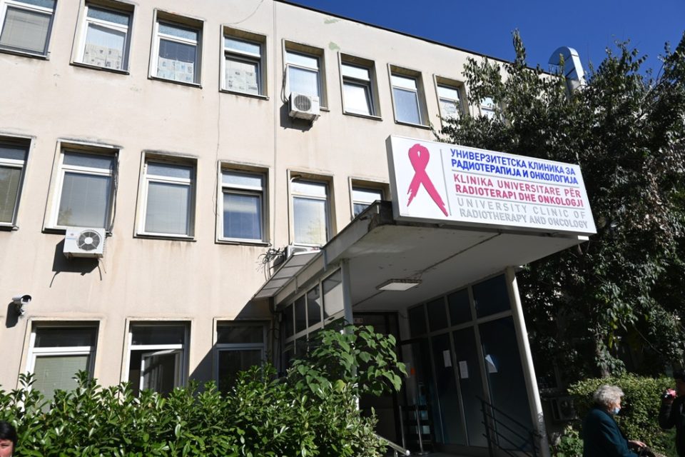 ВМРО-ДПМНЕ: На Онкологија се набавувале лекови од омилената веледрогерија на власта, по цени повисоки од тие кои ги дозволувал ФЗО и така се трупал долгот на клиниката кон добавувачот