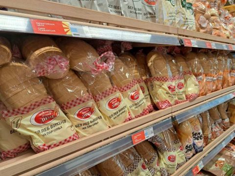 Цената на лебот засега е стабилна и нема да се менува