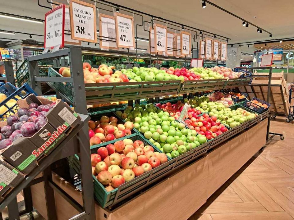 Порастот на температурите ги зголемува ризиците од труење со храна, направете правилен избор при нејзина набавка