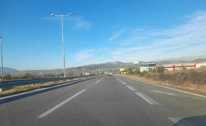 Не тргнувајте на пат без да ги знаете овие информации: Еве каква е состојбата на македонските патишта