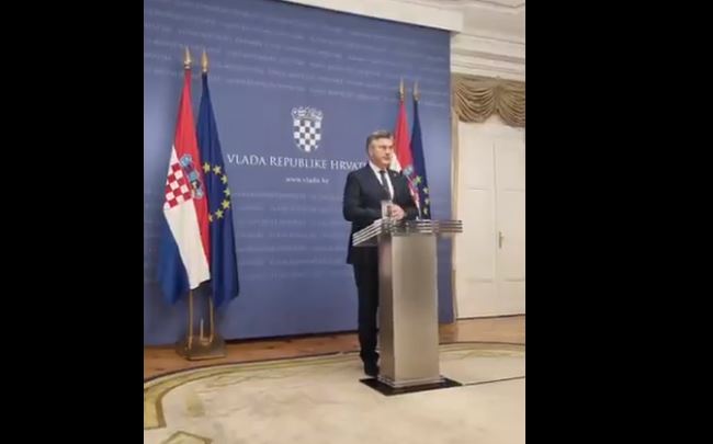 Пленковиќ го разреши министерот за одбрана, кој предизвика тешка сообраќајка (ВИДЕО)