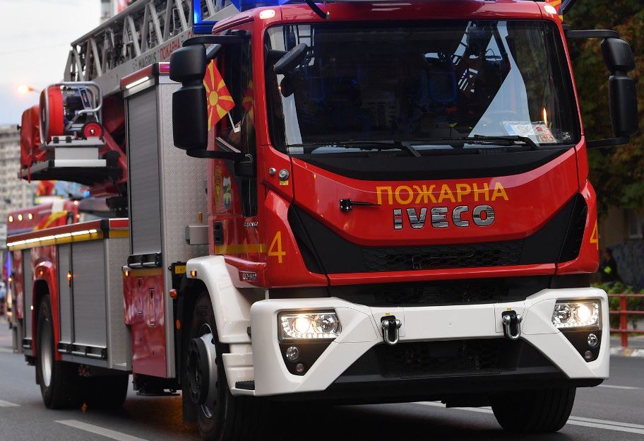 Изгореа пет возила: Детали за пожарот кај поранешниот полигон во Скопје