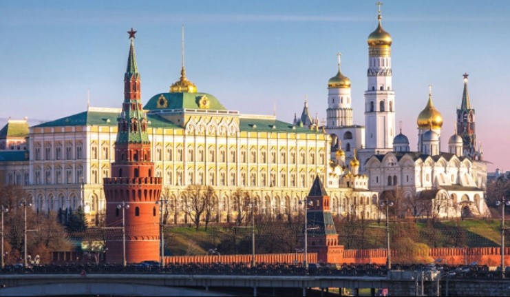 Руското МВР подготви закон со кој странците кои доаѓаат во Русија ќе мора да потпишат „договор за лојалност“