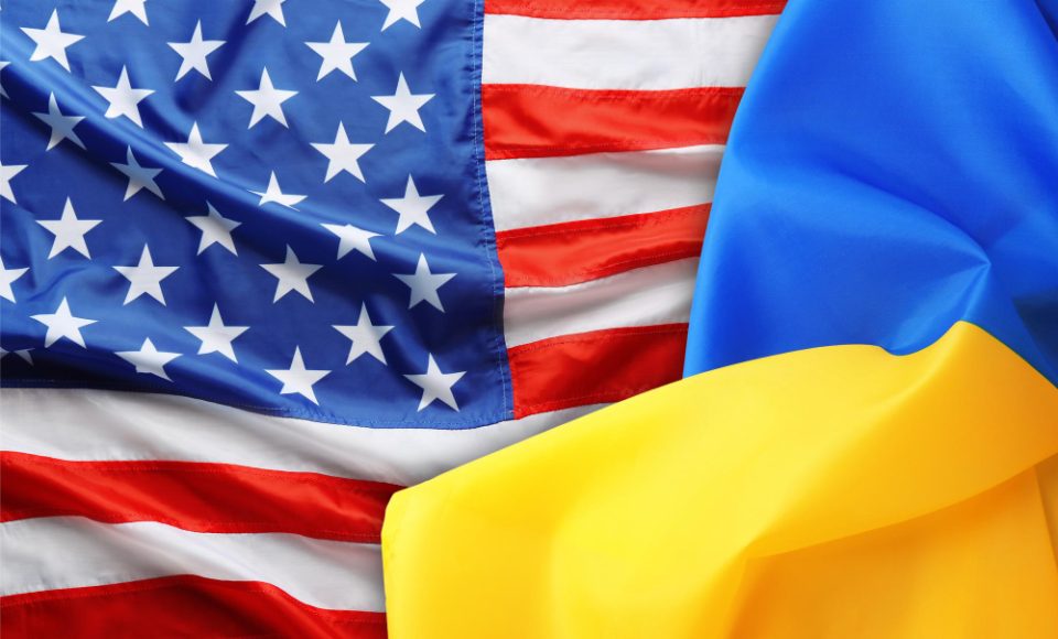 Речиси половина од Американците сметаат дека САД трошат премногу за Украина