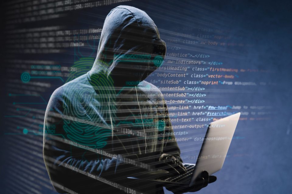 Во Франција отворена истрага по хакерските напади врз неколку министерства