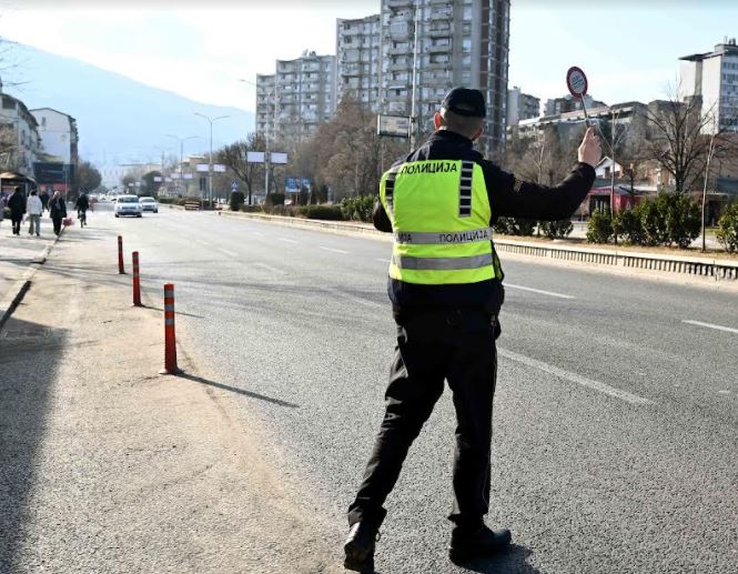 200 санкционирани возачи во Скопје, 128 за брзо возење