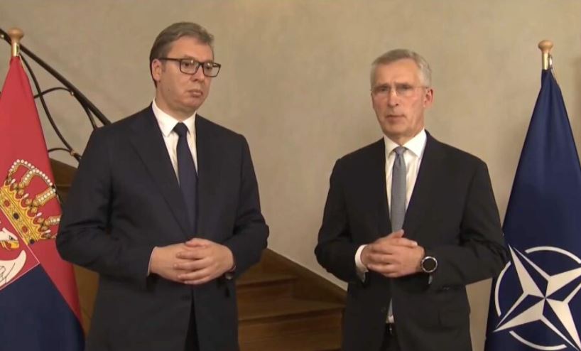 Српскиот претседател Александар Вучиќ ќе се сретне со генералниот секретар на НАТО Јенс Столтенберг