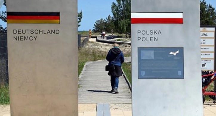 Германија ја продолжува контролата на границите со Полска, Чешка и Швајцарија