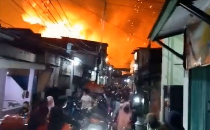 Во експлозија во фабрика за преработка на никел во Индонезија загинаа 13 работници