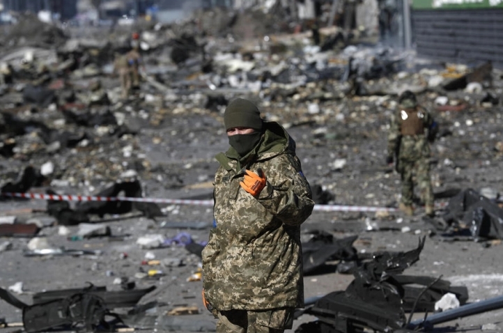 Најмалку 45 повредени во ракетен напад врз Киев
