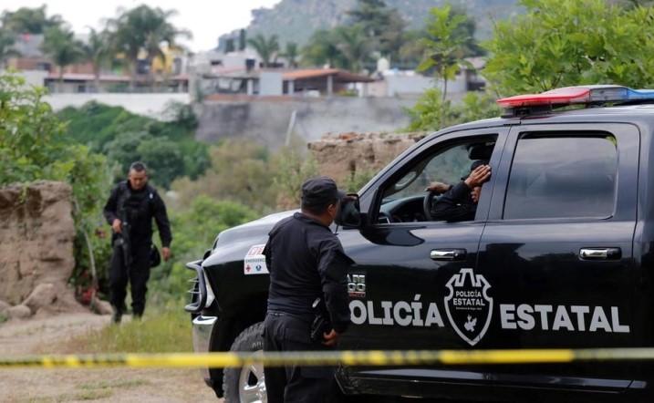 Шестмина загинати во вооружен судир меѓу ривалски нарко картели во Мексико