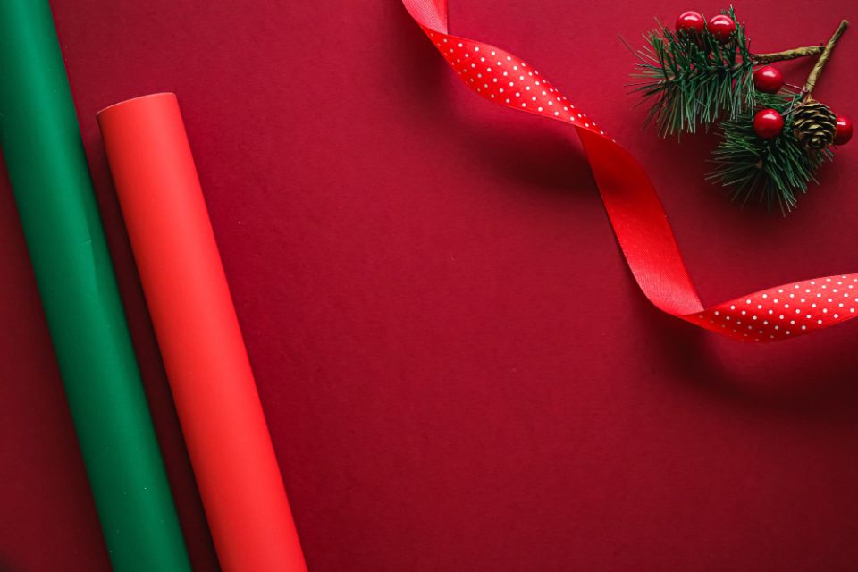 Зошто овие две бои се симбол на Божиќ и Нова година?
