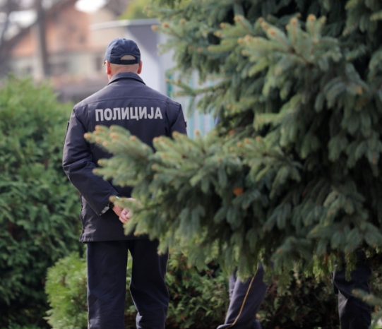Приведен 63-годишен скопјанец: Нападнал жена, па бил агресивен кон полицајци