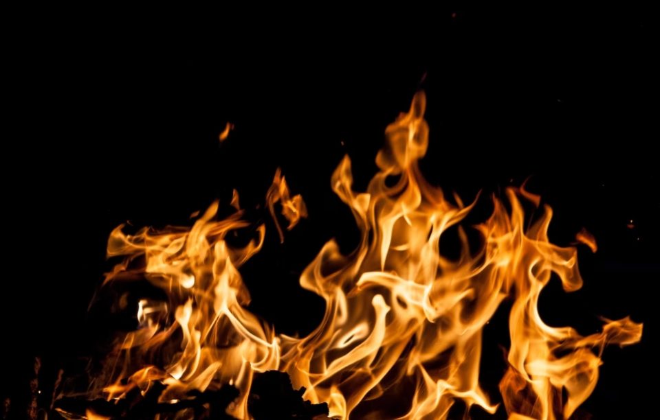 Уште има „зимски“ пожари низ Македонија, десетина пријавени во последното деноноќие