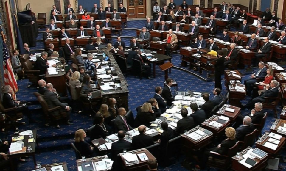 Сенатот не ја изгласа предложената помош за Украина и Израел