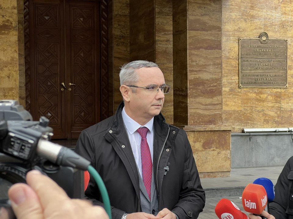 Реџепи: Би го поддржал барањето на ВМРО-ДПМНЕ, под услов сите денеска да одлучиме за Уставни промени