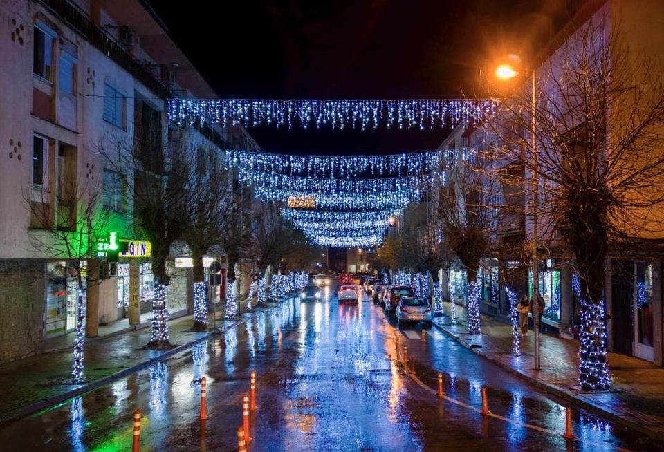 ФОТО: Новогодишната магија пристигна во Велес!