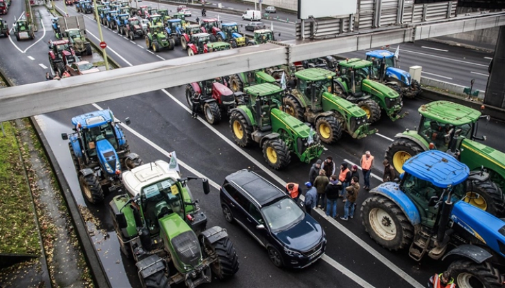 Белгиските земјоделци најавуваат продолжување на протестите и блокада на Брисел во четврток