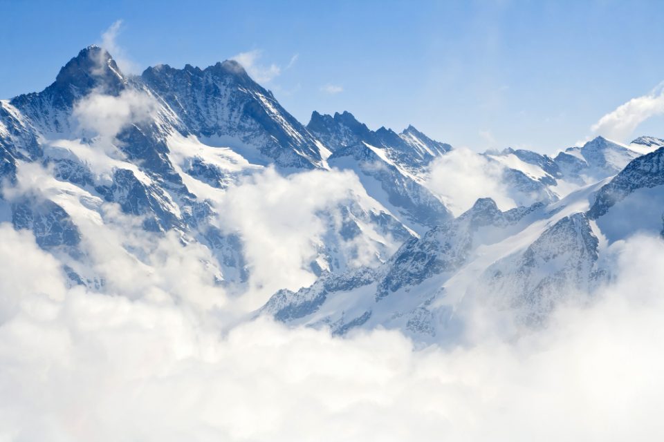 Глечерите се топат: Алпите ќе изгубат 34 отсто од сегашната ледена маса