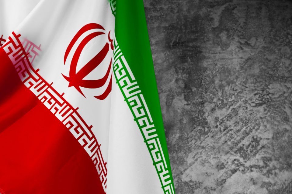Иран предупреди дека е подготвен да одговори на секој напад
