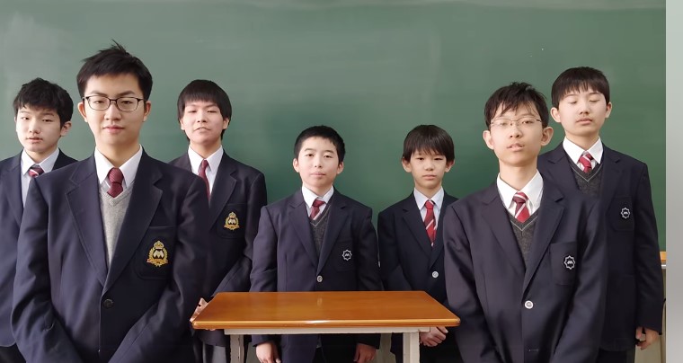 Јапонски ученици во средното училиште Таканава во Токио испратија поздрав на македонски