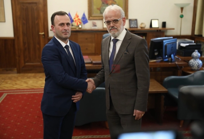 Митрески ја презеде функцијата претседател на Собранието