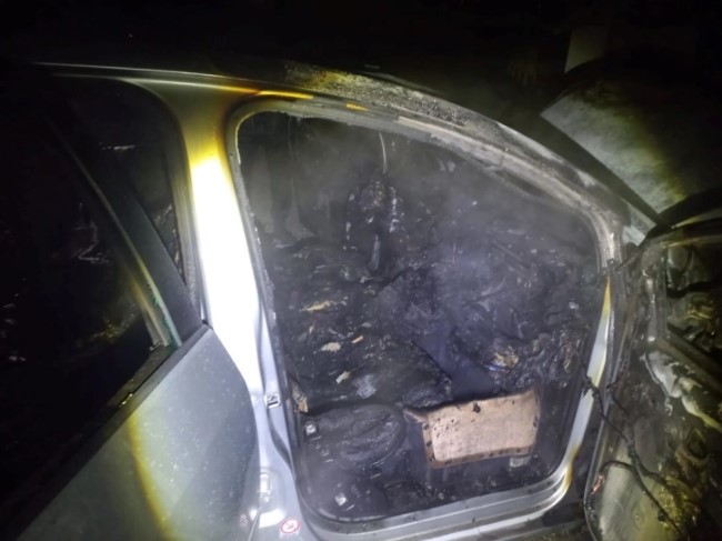 Изгоре автомобил и помошен објект во струмичко Муртино