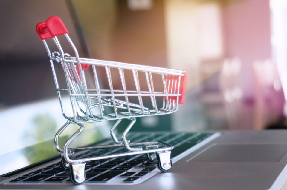 Цените на многу производи во грчките супермаркети се намалени и до 20 отсто
