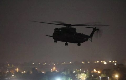 Двајца патници од урнатиот хеликоптер контактирале со спасувачките екипи