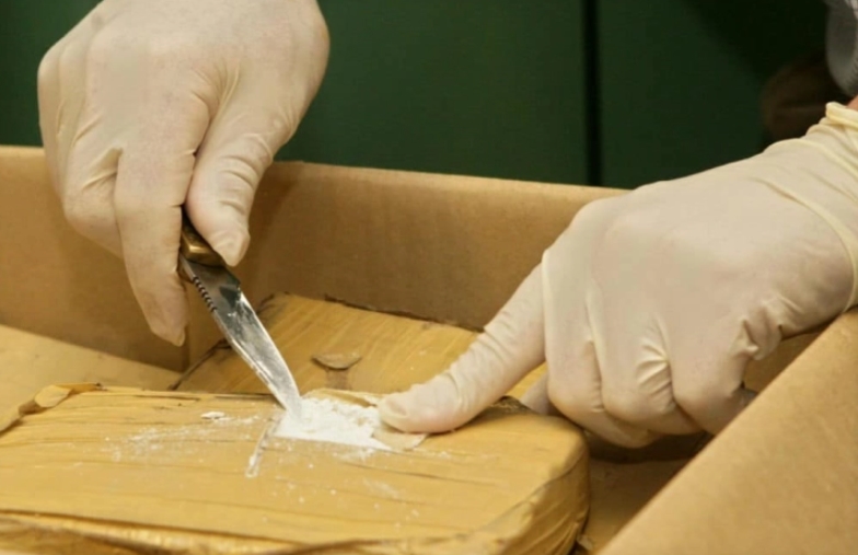 Во Велика Британија запленети рекордни 5,7 тони кокаин
