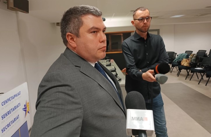 Маричиќ: Исходот со министрите од АА, зависи од проценката на Џафери