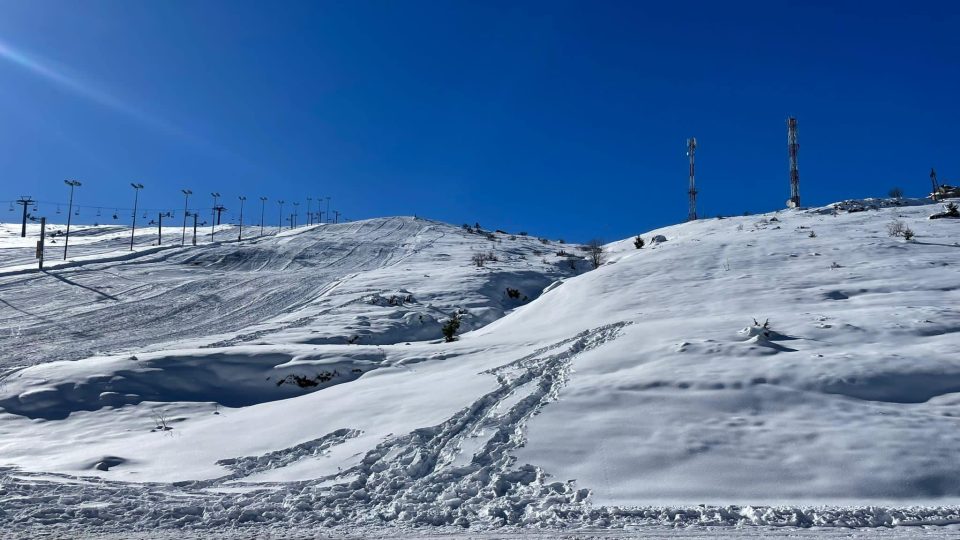 Жена загина од лавина во ски-центар на косовската страна на Шар Планина
