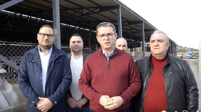 Трипуновски: Граѓаните на Македонија пијат увозно млеко бидејќи власта го уништи сточарството со лошите земјоделски политики