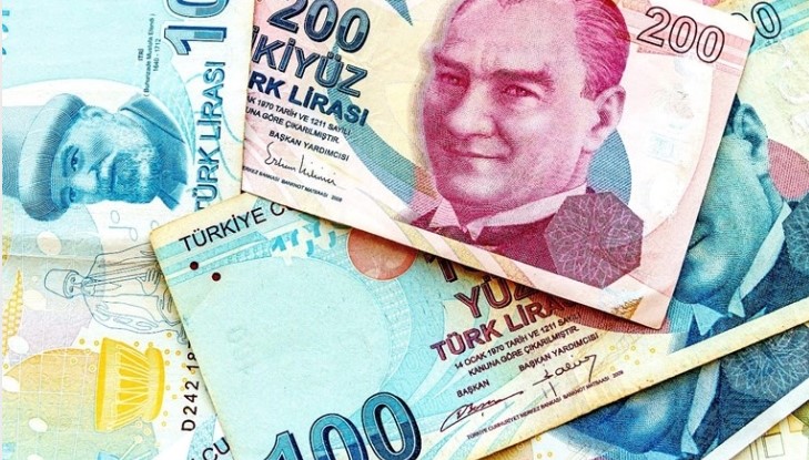 Турската лира падна на нов историски минимум