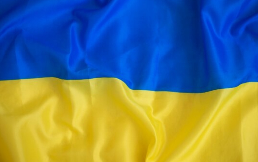 Три лица загинаа во руски напади на југот на Украина