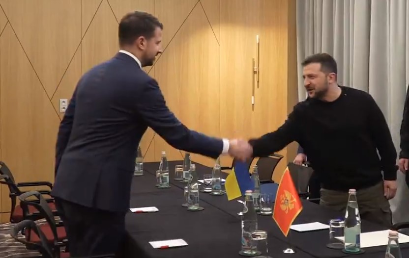 Зеленски: Со Милатовиќ разговарав за лекување и рехабилитација на украински војници во Црна Гора
