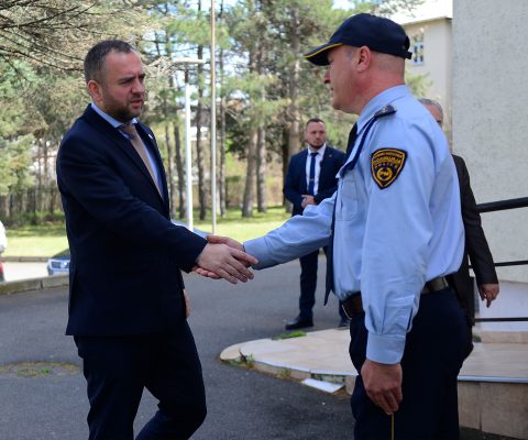 Тошковски од Струмица: „Безбедносната состојба на територија на СВР Струмица е стабилна, управните служби ќе издаваат лични документи и во сабота“