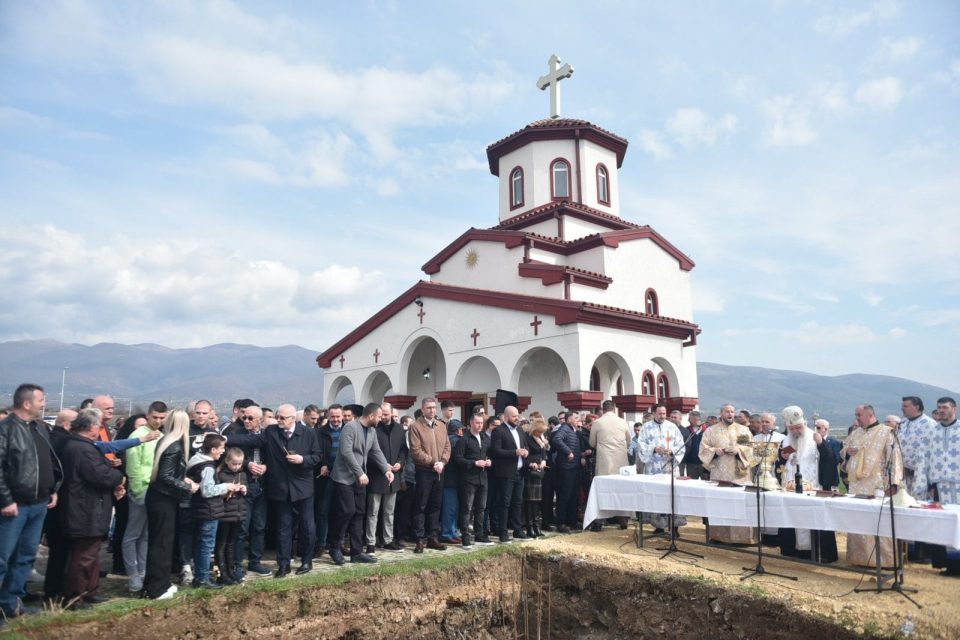 Започна изградба на камбанарија на црквата на Смилковско езеро
