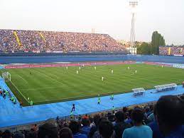 УЕФА забрани присуство на грчки навивачи во Загреб