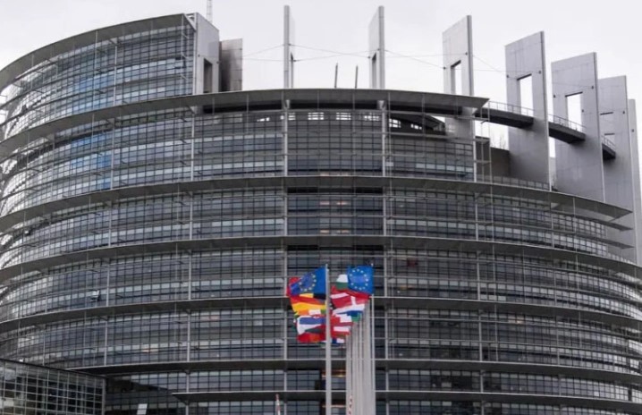 Нова директива: Од 2030 година новите згради во ЕУ мора да имаат нулта емисии на стакленички гасови