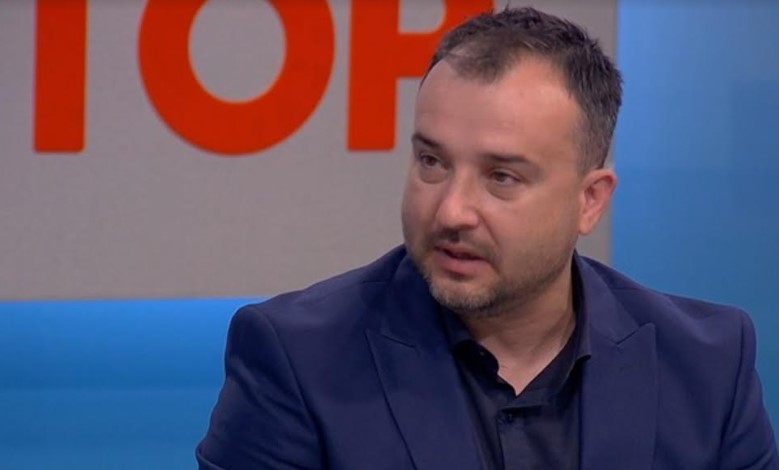 Лефков: Најважното системско решение во моментов е да се тргнат од власт СДСМ и ДУИ затоа што неодговорно се раководат институциите
