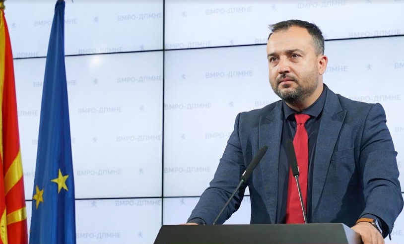Лефков: Пендаровски призна дека тој и владата и дале на Бугарија можност да не блокира на патот кон ЕУ за историски прашања секогаш кога ќе сака