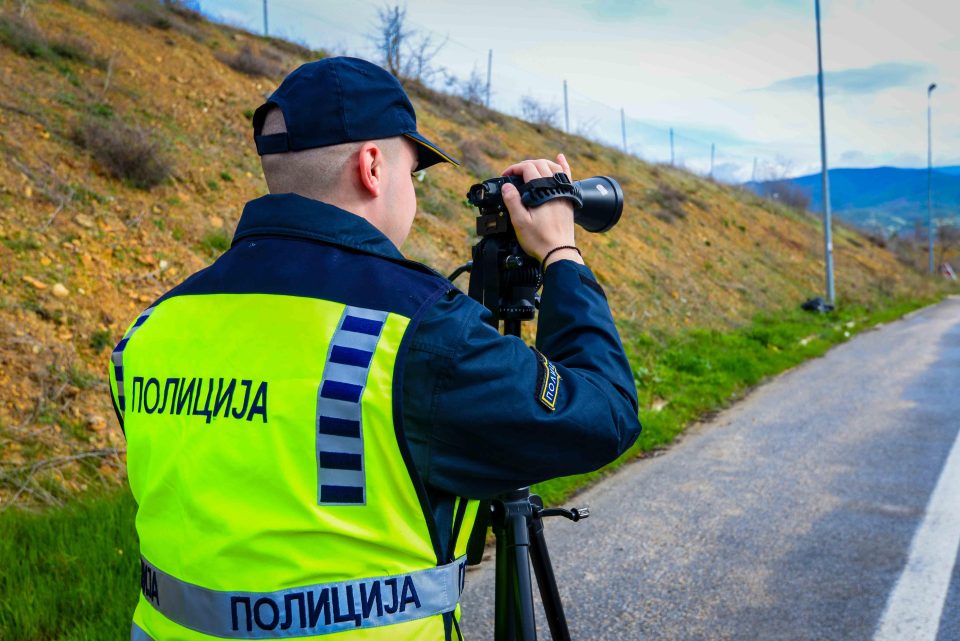 Во Скопје санкционирани 181 возачи, од кои 117 се за брзо возење